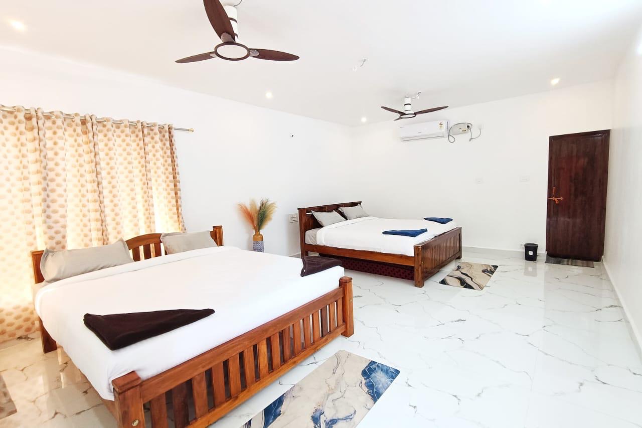 Presidential Suite Room - Image 2